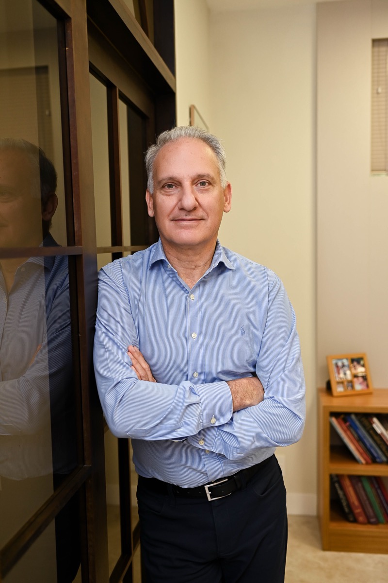 Dr. Marcelo Bertoli — Cirurgião Plástico em Joinville