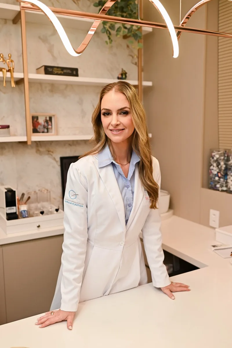 Dra. Tatiana Ledoux — Cirurgiã Plástica em Joinville